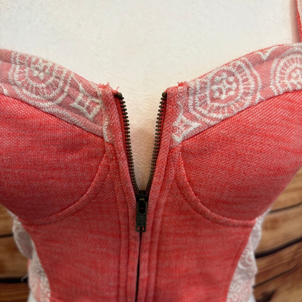 Pins & Needles Womens Coral/Lace Zip‎ Front Boho Wide Strap Corset Tank Top Sz M - Picture 3 of 9